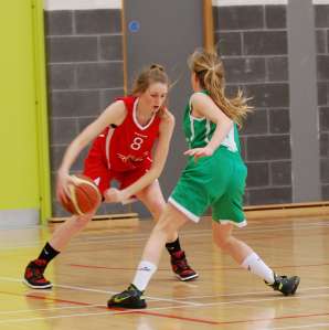 Ailbhe defend well Vs Carraig Na bhFear