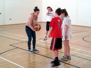 Sinead Maxwell takes charge of the boys at 3on3